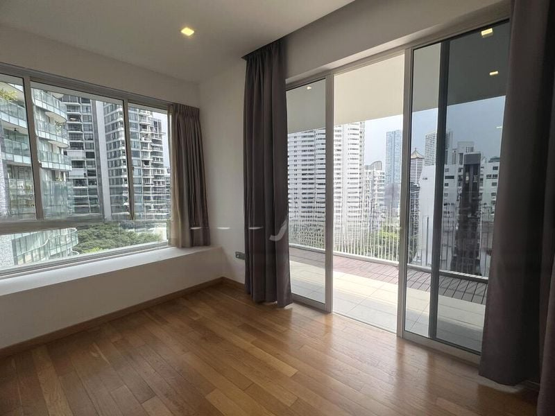 THE PEAK @ CAIRNHILL II 3