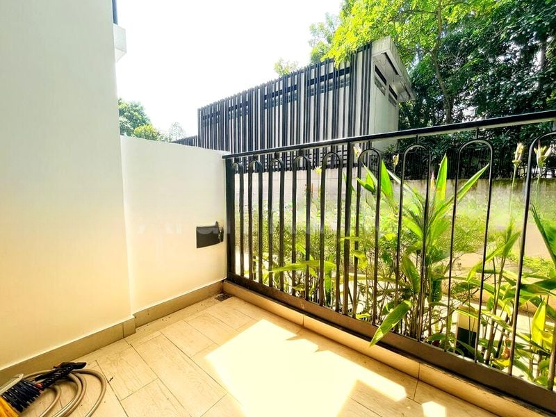 WESTWOOD RESIDENCES 14