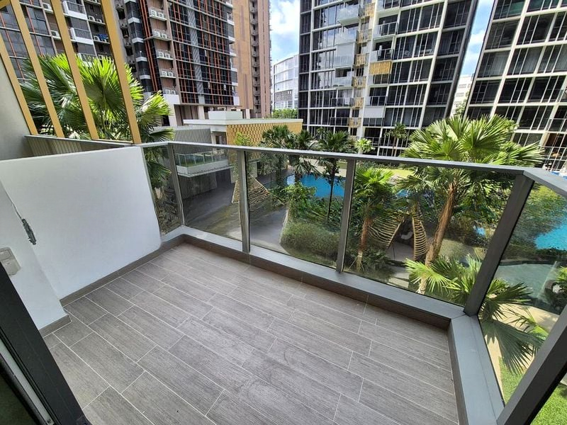 SIMS URBAN OASIS 7
