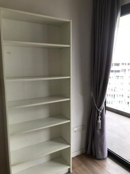 THE LAKEFRONT RESIDENCES 14