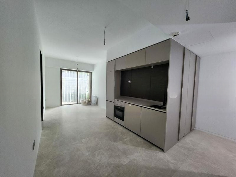 THE REEF AT KING'S DOCK 8