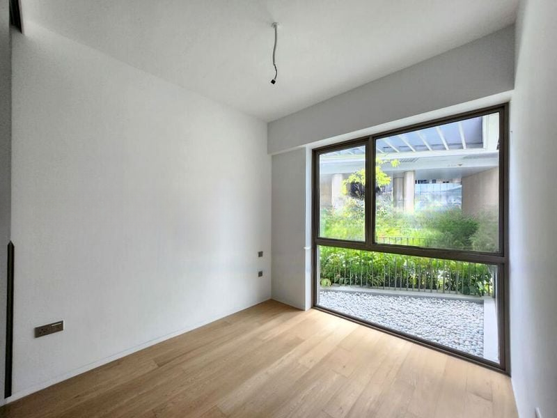 THE REEF AT KING'S DOCK 6