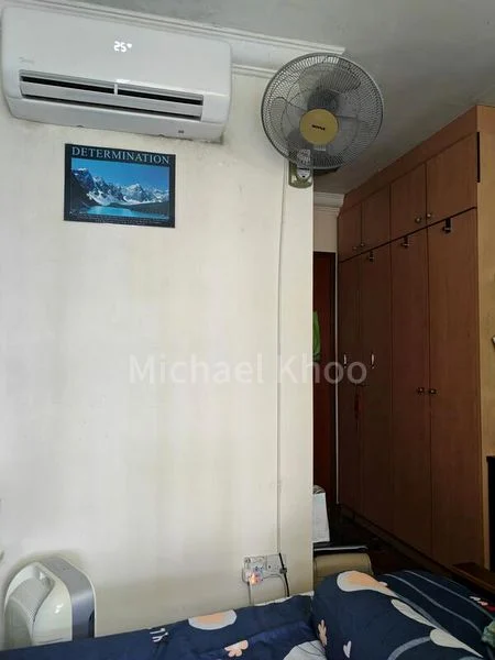 AQUARIUS BY THE PARK 4