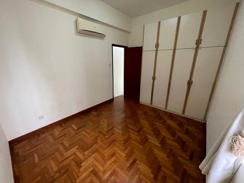 CASHEW HEIGHTS CONDOMINIUM 11