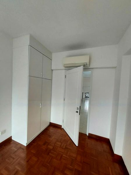EMERALD PARK 7
