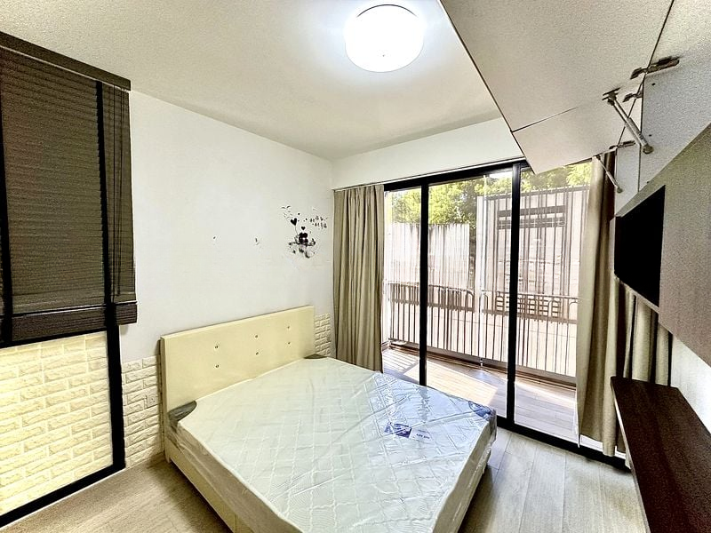 WESTWOOD RESIDENCES 6
