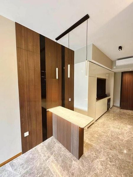 FOURTH AVENUE RESIDENCES 6