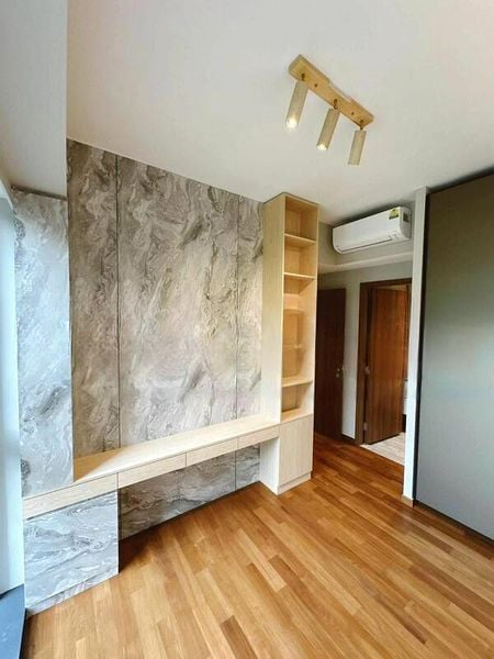 FOURTH AVENUE RESIDENCES 1