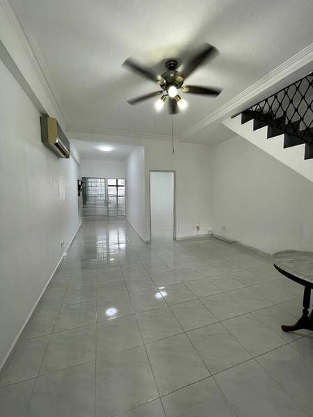 THOMSON GARDEN ESTATE 8