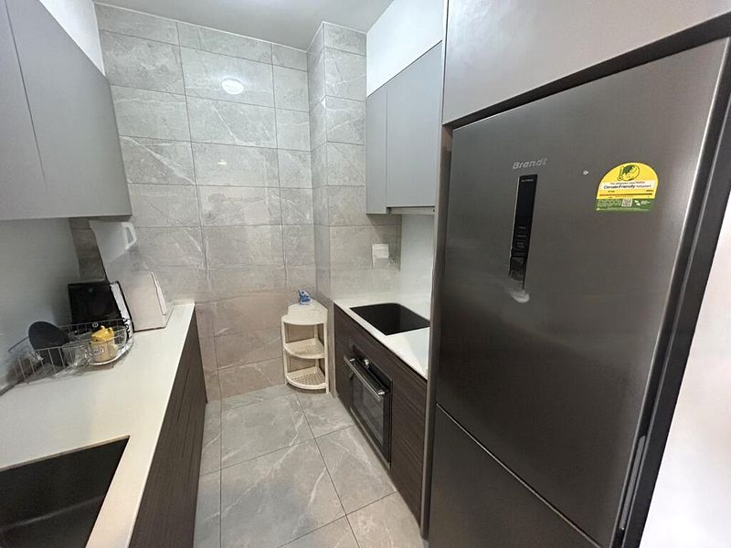 STIRLING RESIDENCES 4