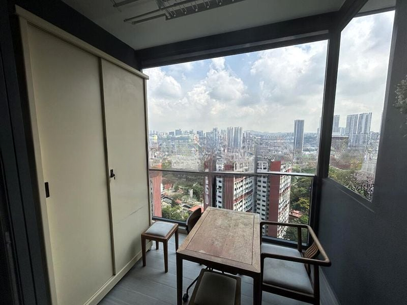 STIRLING RESIDENCES 12