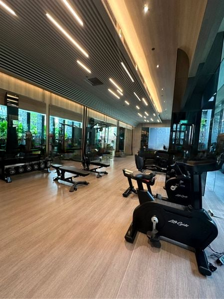 LEEDON GREEN 9