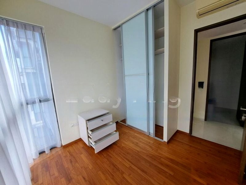 FORESQUE RESIDENCES 7