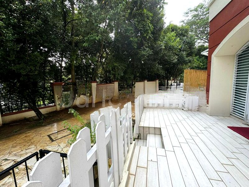 SUNRISE GARDENS 2