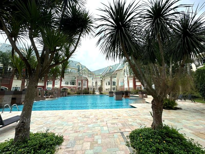 SUNRISE GARDENS 4