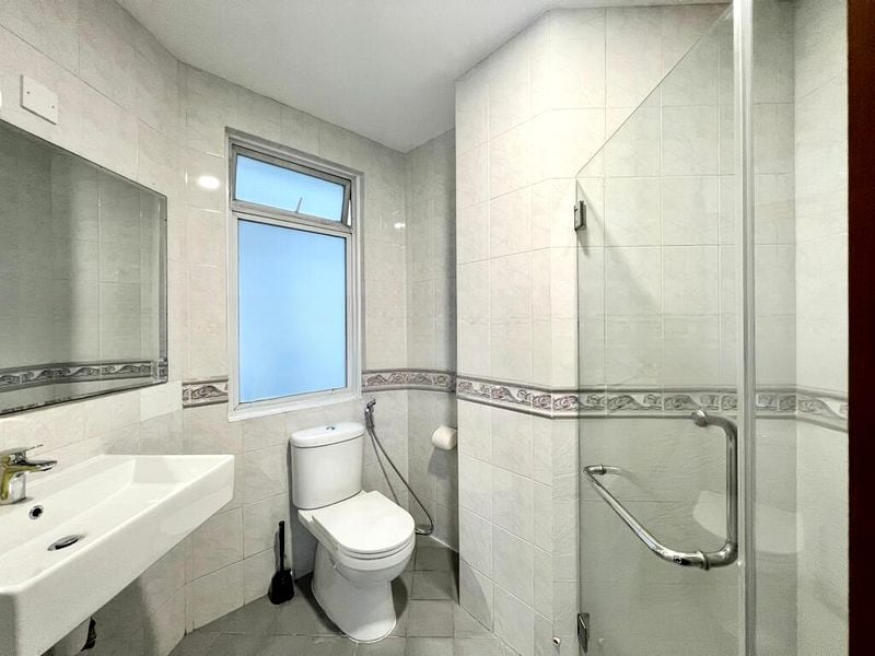 LEEDON 2 5