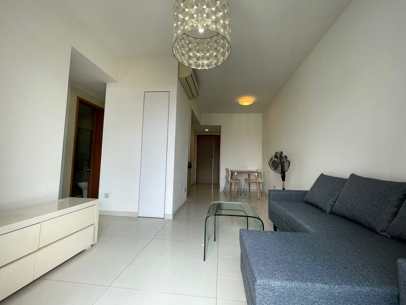 THE METROPOLITAN CONDOMINIUM 7