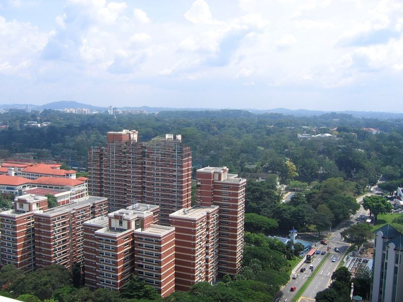 THE METROPOLITAN CONDOMINIUM 6