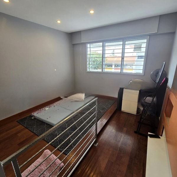 GEYLANG EAST AVE 1 4