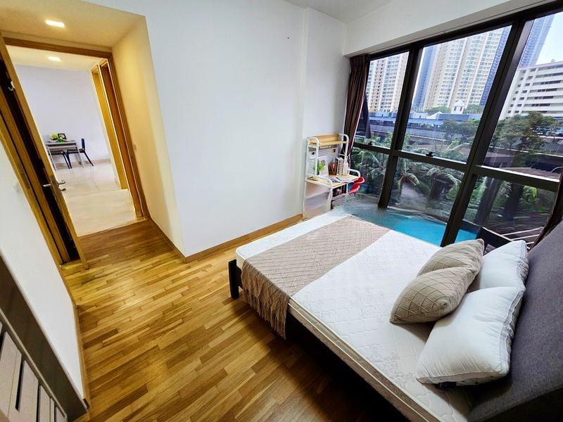 COMMONWEALTH TOWERS 11