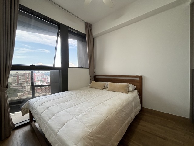 COMMONWEALTH TOWERS 13