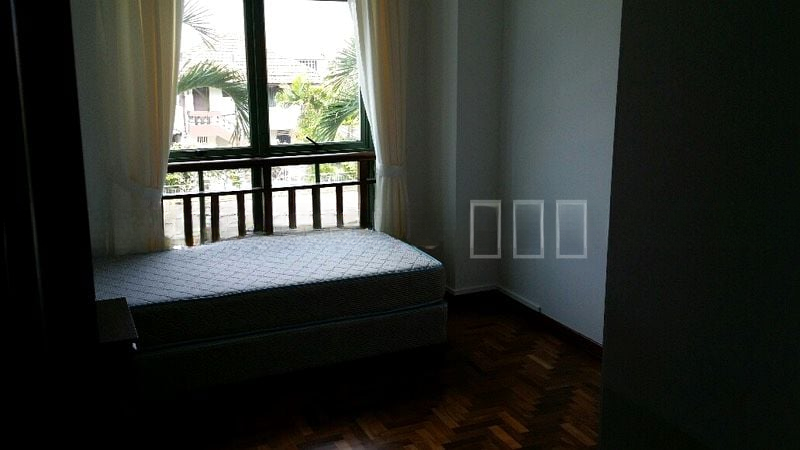 GOLD PALM MANSIONS 11