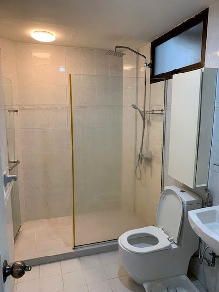 CASHEW HEIGHTS CONDOMINIUM 9