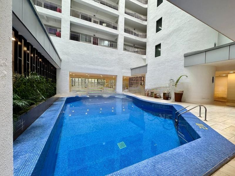 INTERNATIONAL PLAZA 2