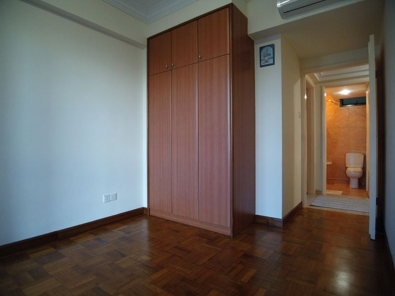 REGENT GROVE 6