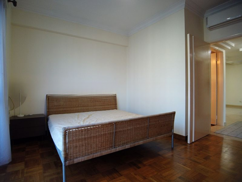 REGENT GROVE 5