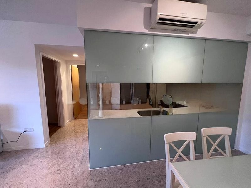 THE LAKEFRONT RESIDENCES 5