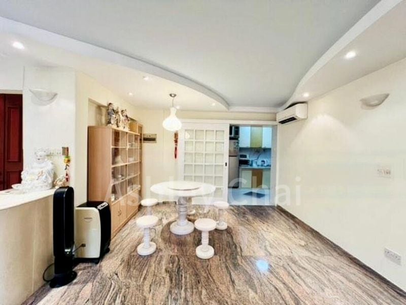 JURONG WEST ST 64 12