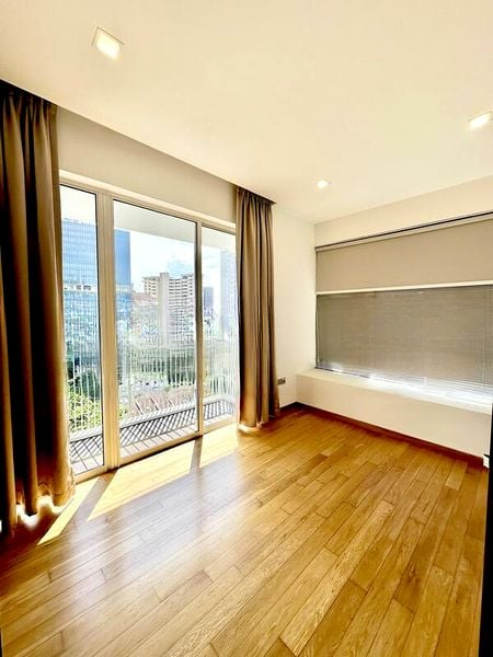 THE PEAK @ CAIRNHILL II 2