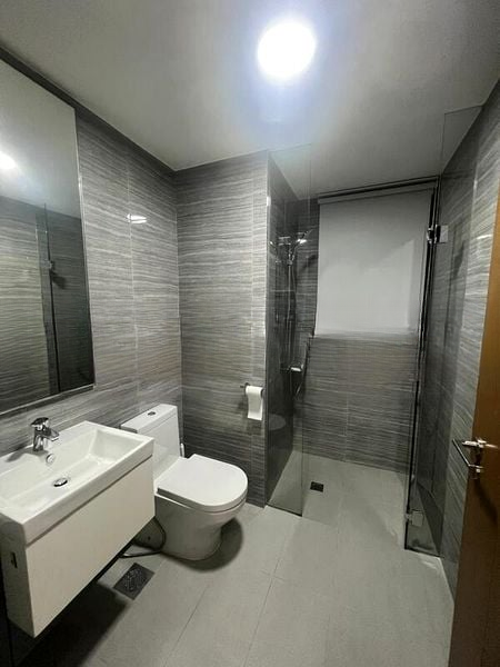 KOVAN REGENCY 5