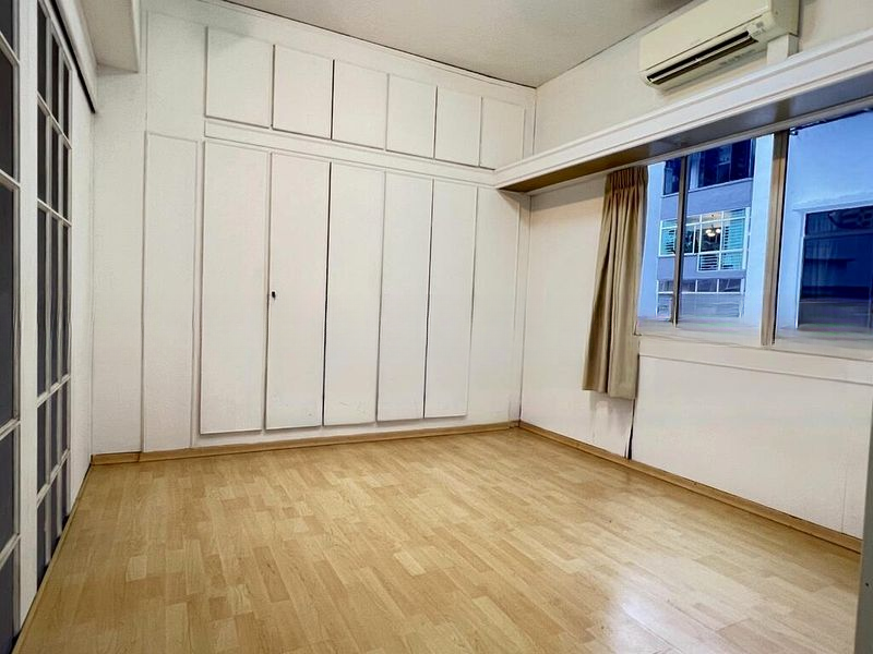 KIM SIA COURT 5
