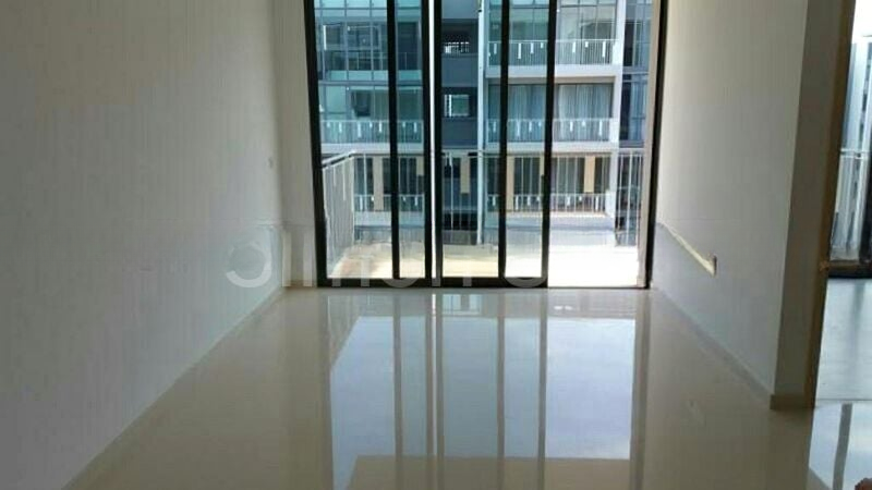 THE LUXURIE 1