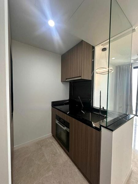 IRWELL HILL RESIDENCES 6