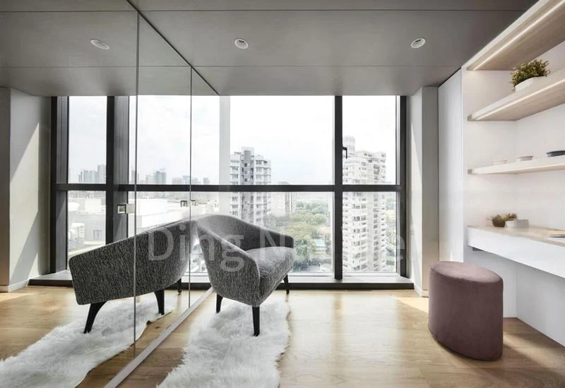 SLOANE RESIDENCES 14