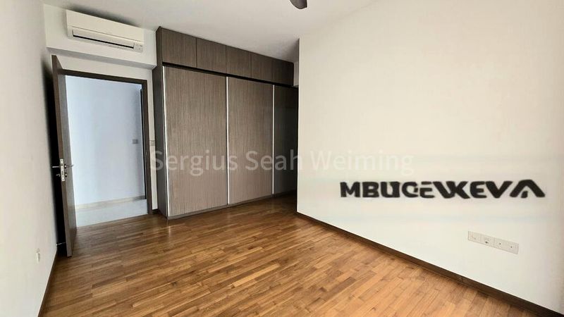 SEASIDE RESIDENCES 7