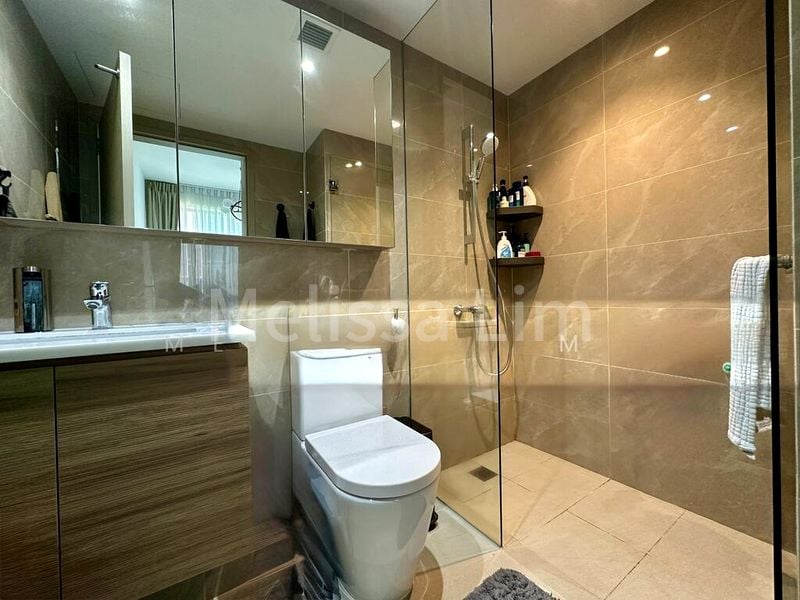 TREASURE AT TAMPINES 8