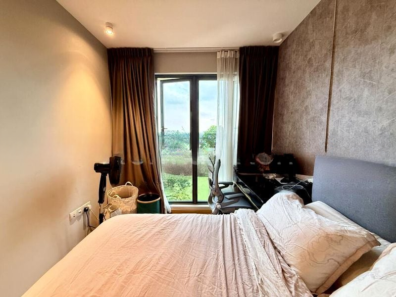 HUNDRED PALMS RESIDENCES 11