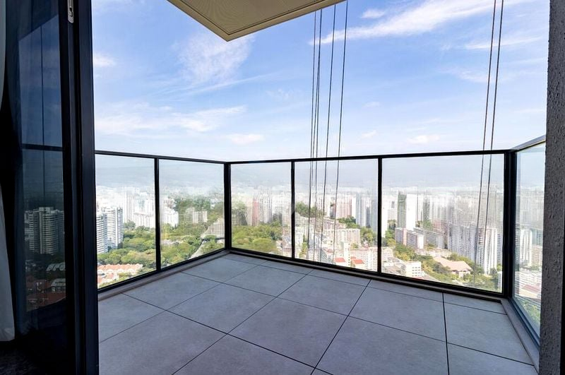 AVENUE SOUTH RESIDENCE 13