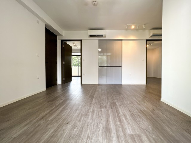 AVENUE SOUTH RESIDENCE 8