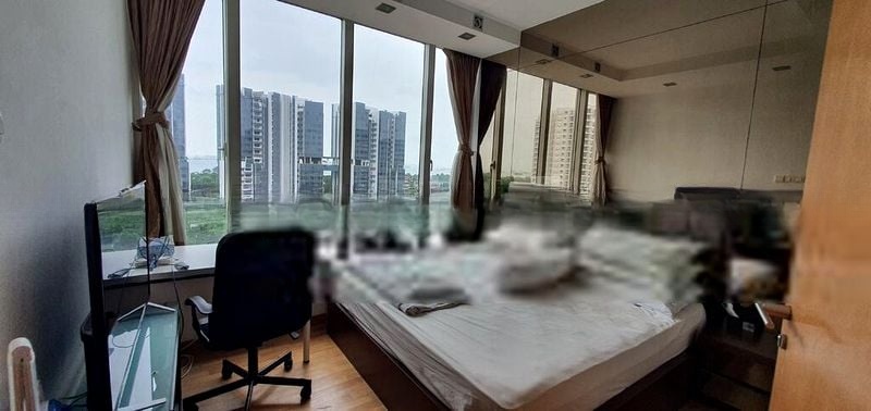 THE SEA VIEW 2