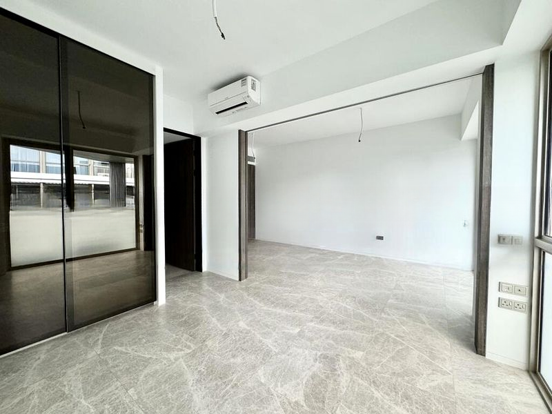 THE REEF AT KING'S DOCK 2