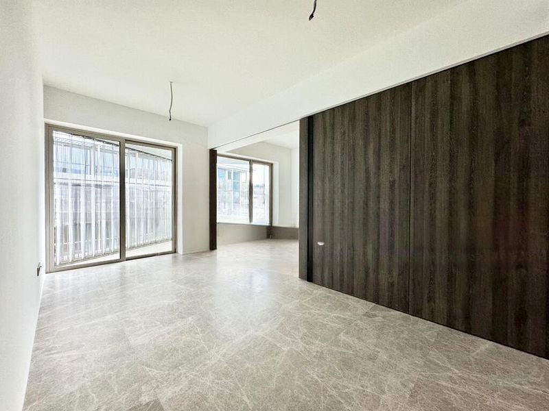 THE REEF AT KING'S DOCK 5