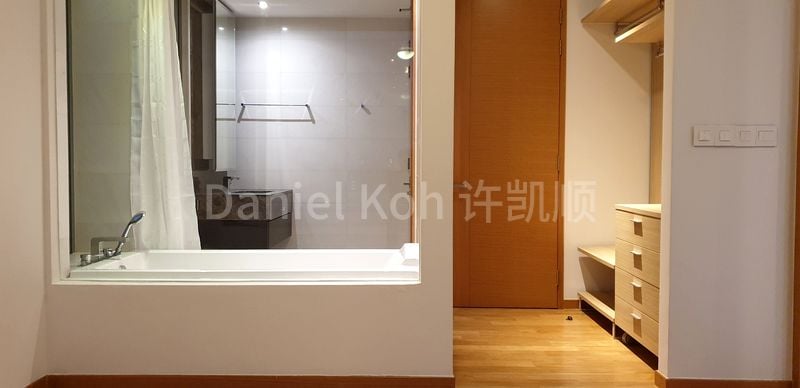 CONCOURSE SKYLINE 13