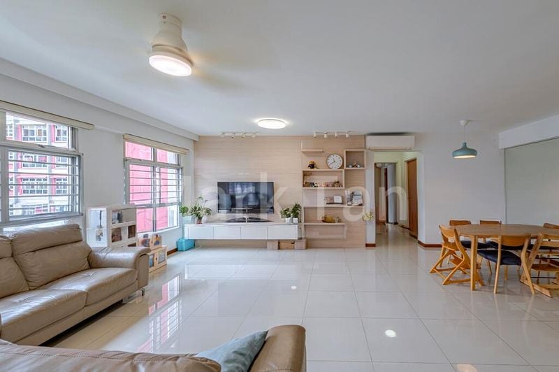 BT BATOK WEST AVE 8 8