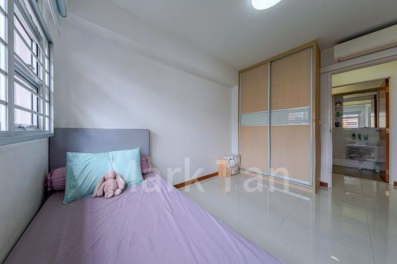 BT BATOK WEST AVE 8 14