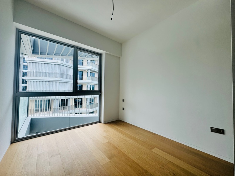 THE REEF AT KING'S DOCK 8